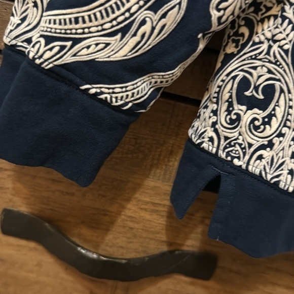 Lands End Navy Damask Velvet Print Sweatshirt Size L Tall - Picture 3 of 4